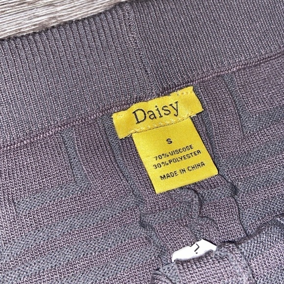 Solid rib-knit crop top 2 piece set ♡. - Picture 5 of 5